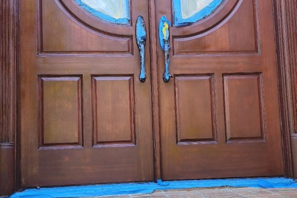 red-wood-renovation-re-staining-door4